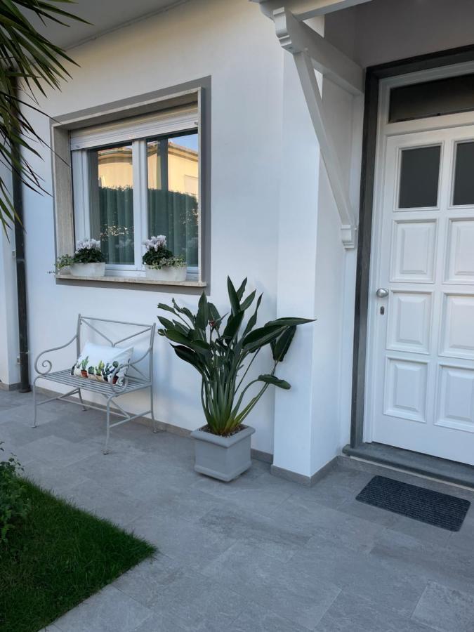 Ferienwohnung Casa Lia 47 Viareggio Exterior foto