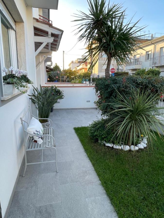 Ferienwohnung Casa Lia 47 Viareggio Exterior foto